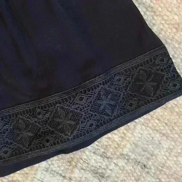 Black Split Neck Tiered Dress - Picture 6 of 8